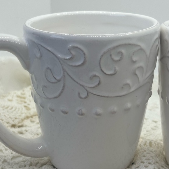 2 American atelier Elegant White Embossed Mugs - Picture 3 of 8